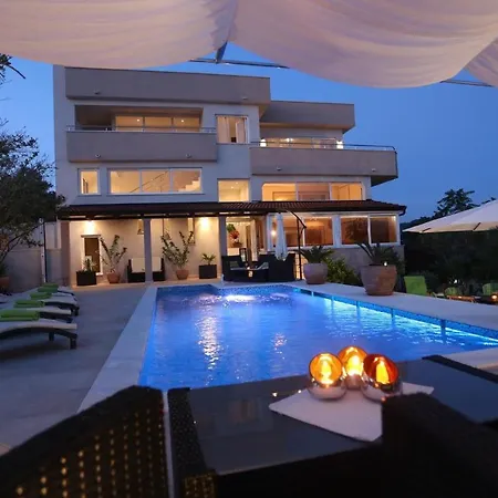 Di Ferienhaus Trogir