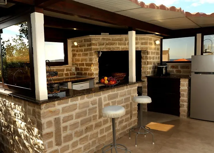 Di Villa Trogir