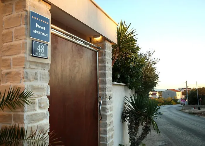 Di Villa
