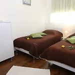 Di Villa *