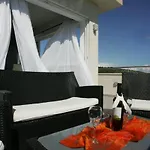 Di Villa *